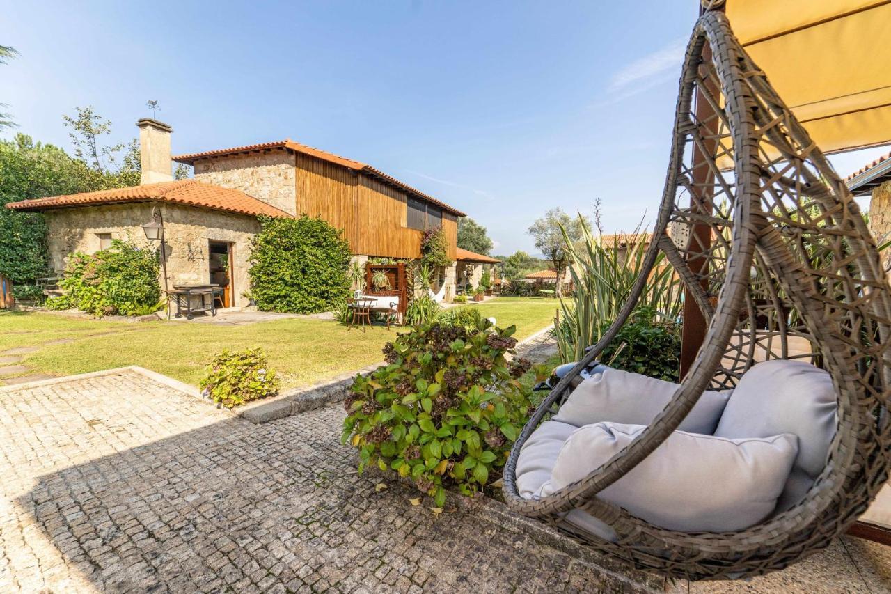 Casas Casal Do Carvalhal - Agroturismo Amares Bilik gambar