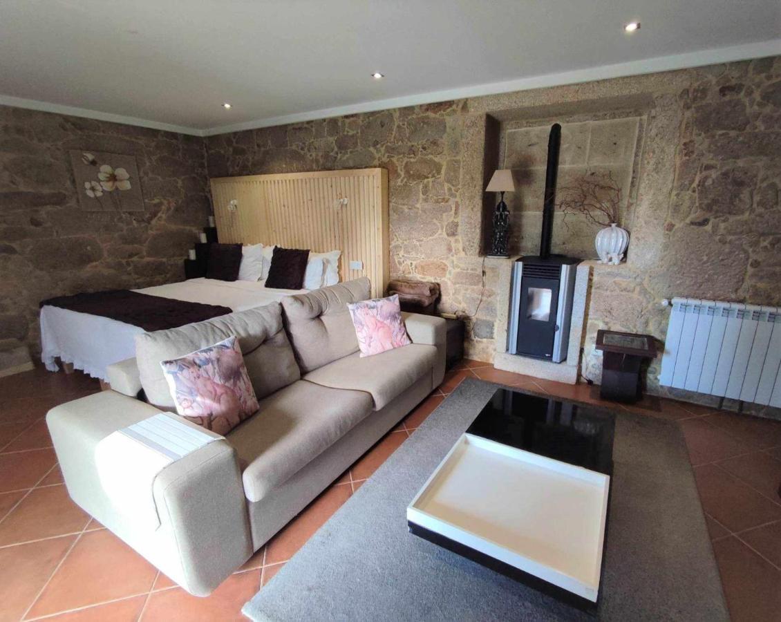 Casas Casal Do Carvalhal - Agroturismo Amares Luaran gambar