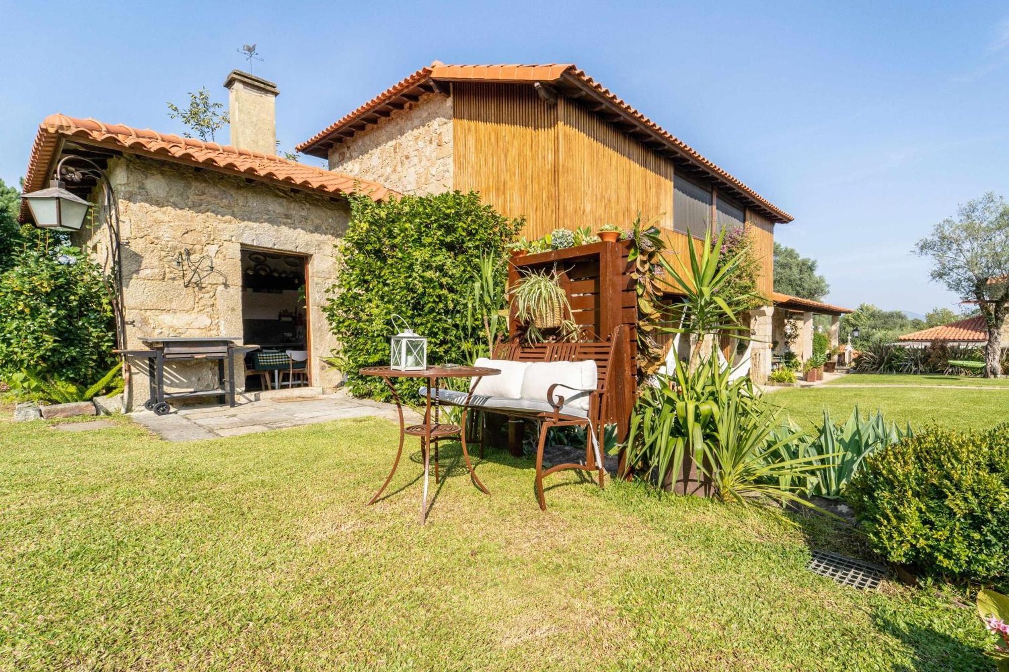 Casas Casal Do Carvalhal - Agroturismo Amares Luaran gambar